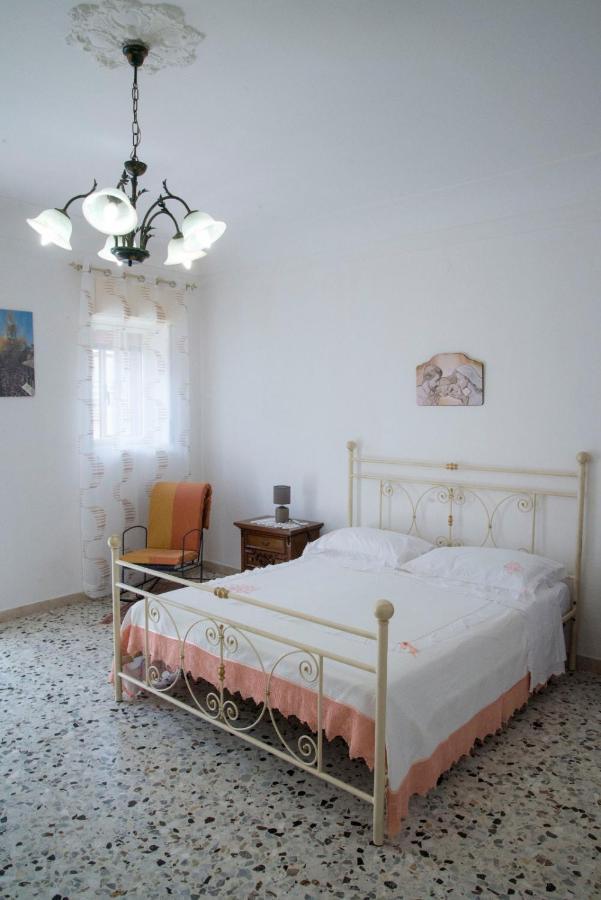 La Casetta Di Anna Palazzolo Acreide Buitenkant foto