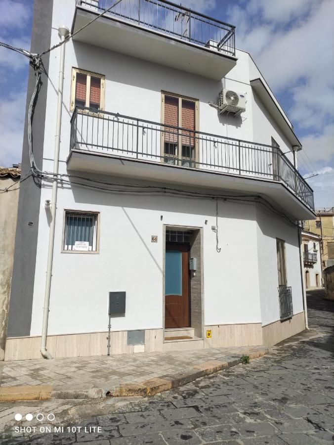 La Casetta Di Anna Palazzolo Acreide Buitenkant foto